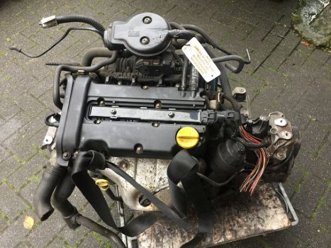 Motor ( compleet ) Opel Agila A - 0