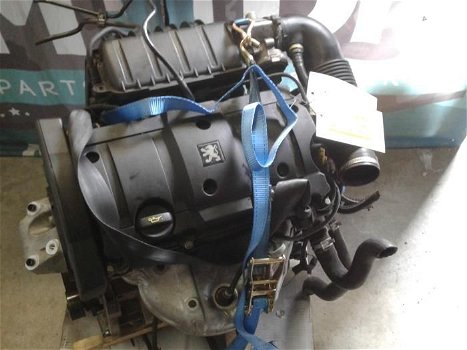 Motor ( compleet ) Peugeot 106 ( '94-'04 ) - 0