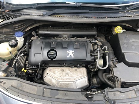 Motor ( compleet ) Peugeot 207 CC - 0