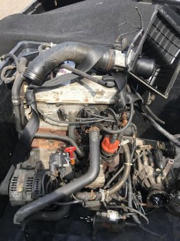 Motor ( compleet ) Volkswagen Golf III - 0