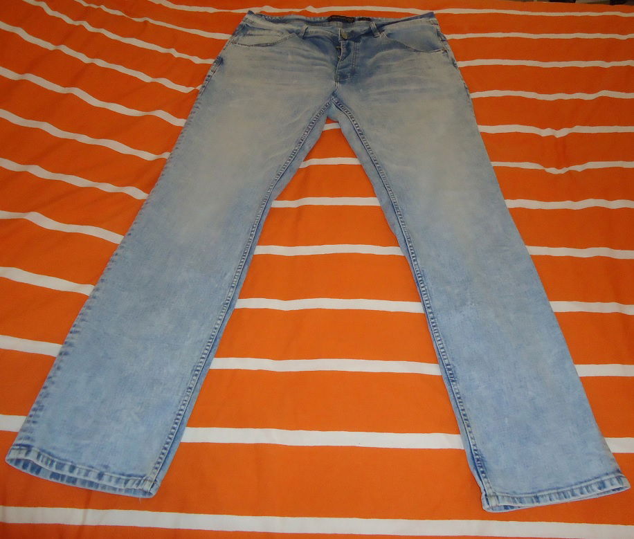 Stoere jeans met knoopsluiting van CLCT (maat: W36/L34). - nr. 1