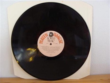 LOVE & MUSIC Label : Stichting Platen 10 daagse P10D1982 4 LP - 2