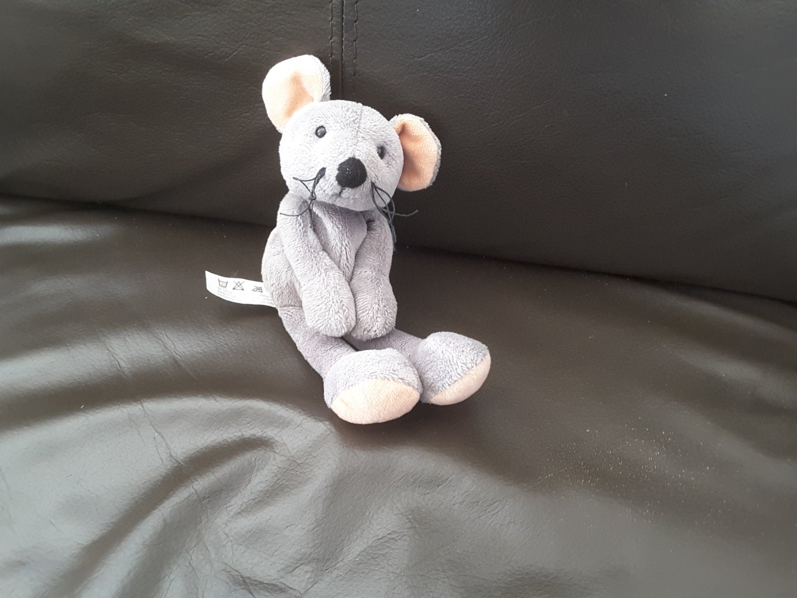 1200 Muis Hema knuffel met magneetjes in de pootjes - nr. 1