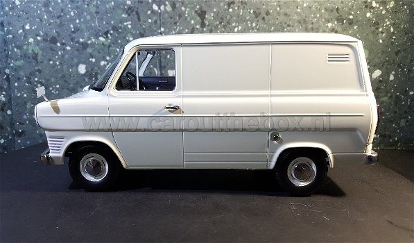 1965 Ford Transit MK1 beige 1:18 KK Scale - 0