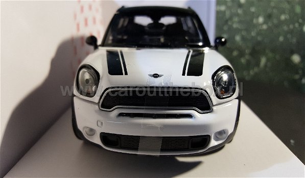 Mini Cooper Clubman wit 1:24 Rastar - 1