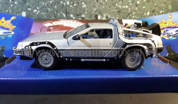 DeLorean Back to the future II 1:24 Welly - 0