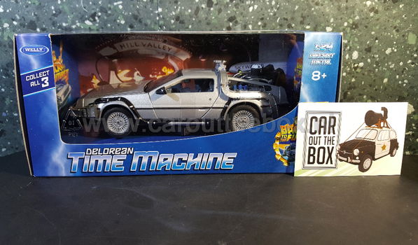 DeLorean Back to the future II 1:24 Welly - 3