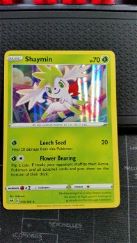 Shaymin 015/185 Holo Sword & Shield: Vivid Voltage - 0