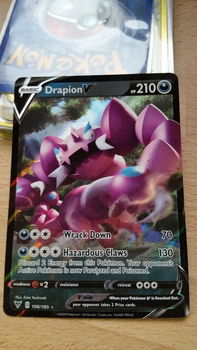 Drapion V 106/185 Ultra Rare Sword & Shield: Vivid Voltage - 0