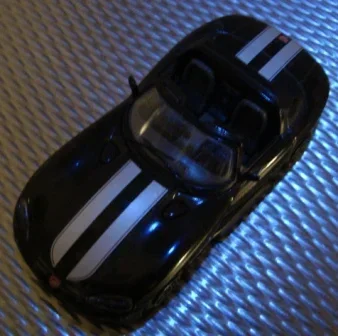 Burago Viper 1:43 - 0