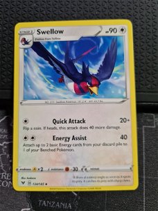 Swellow  134/185  Uncommon Sword & Shield: Vivid Voltage