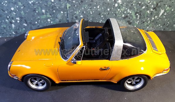 Porsche SINGER 911 Targa oranje 1:18 KK Scale - 1