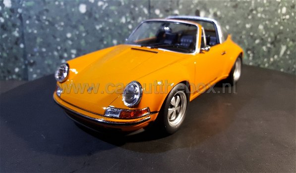 Porsche SINGER 911 Targa oranje 1:18 KK Scale - 3