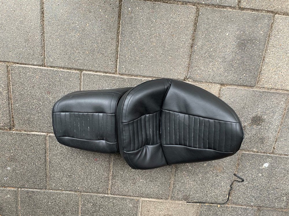 Compleet Zadel Honda VT 1100 85-86 (Skai leer) - Afbeelding 2