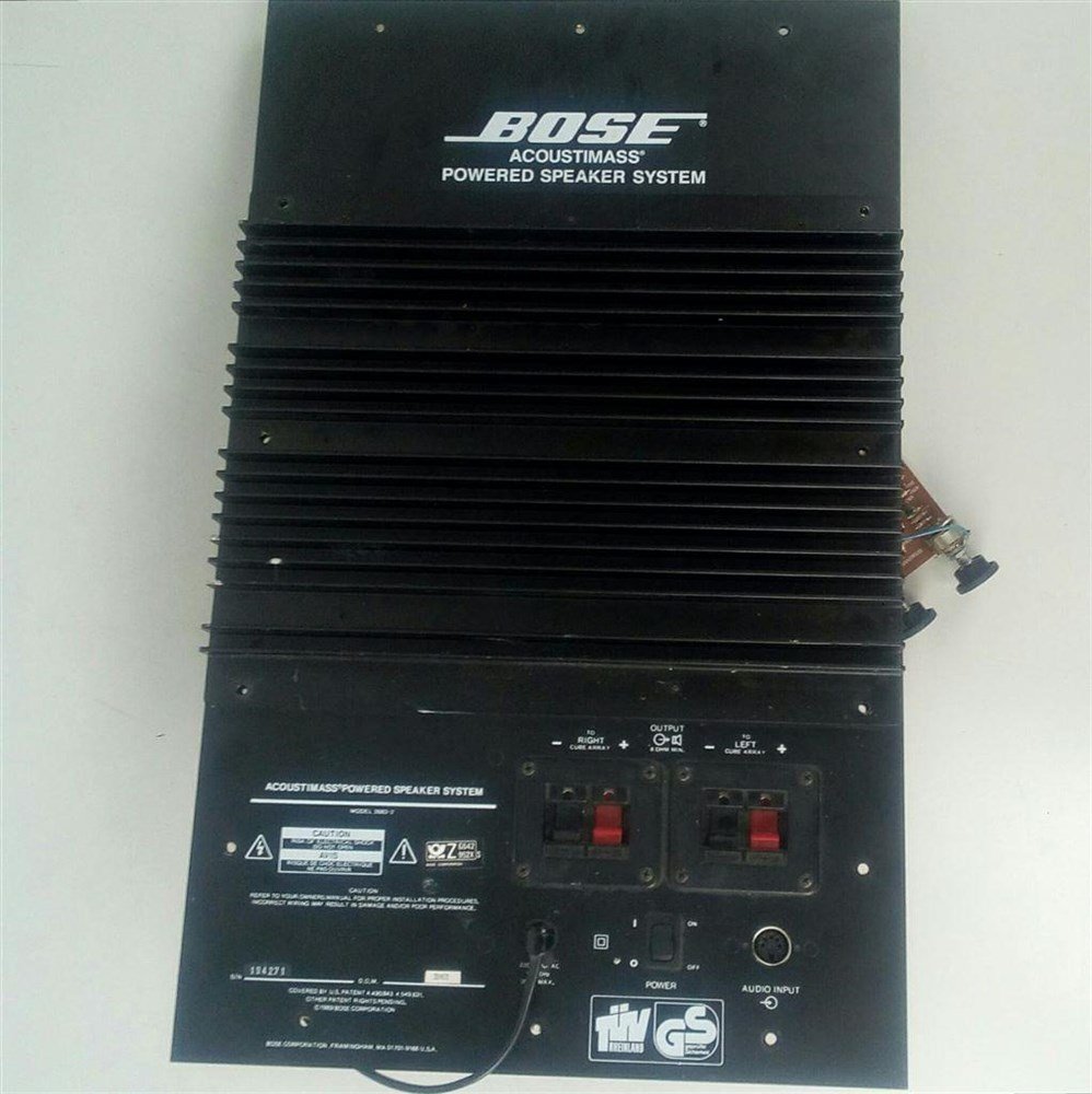Bose acoustimass versterker module ( defect) - nr. 1