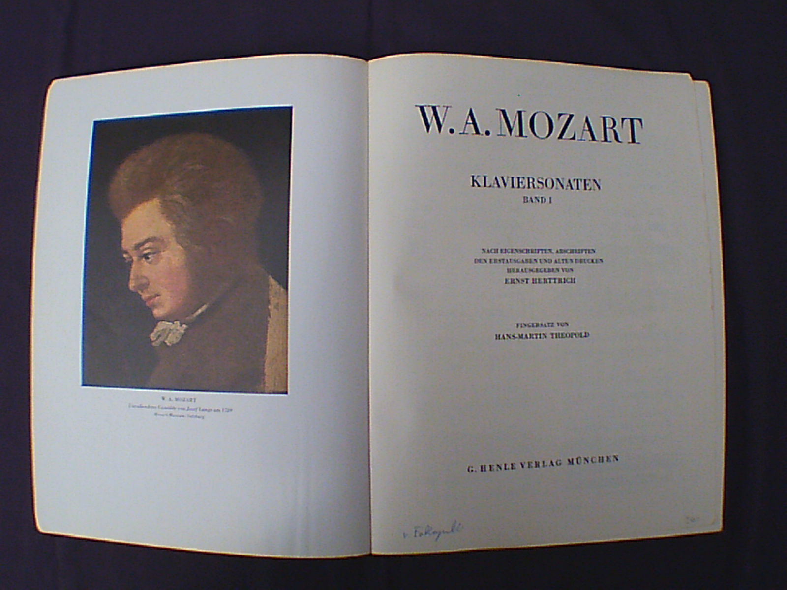 9 pianosonates Mozart, band I,145 blz, gst, uitg. G.Henle, - Afbeelding 2