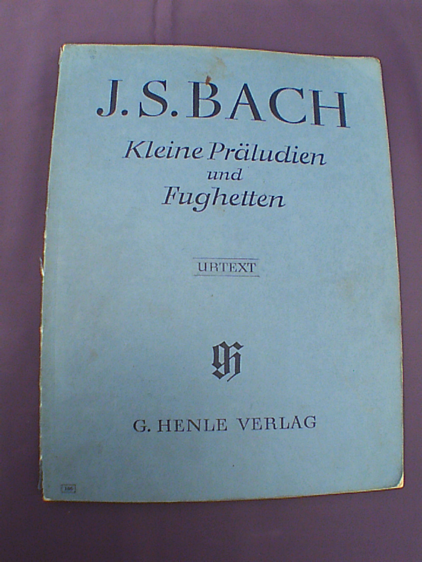 Kleine preludes en fuga's,Bach,uitg, G.Henle,1963,gst,59 blz - nr. 1