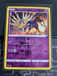 Xerneas  078/185 (reverse) Holo Sword & Shield: Vivid Volta