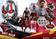 Hot Toys Ant-Man and the Wasp  MMS497