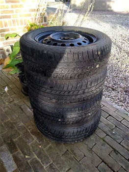 4x winterbanden + velg 14 inch 4x100 54.1 ET 38 suzuki Alto Uniroyal - 0