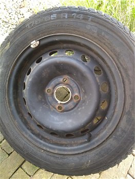 4x winterbanden + velg 14 inch 4x100 54.1 ET 38 suzuki Alto Uniroyal - 2