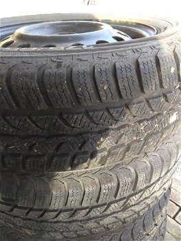 4x winterbanden + velg 14 inch 4x100 54.1 ET 38 suzuki Alto Uniroyal - 3