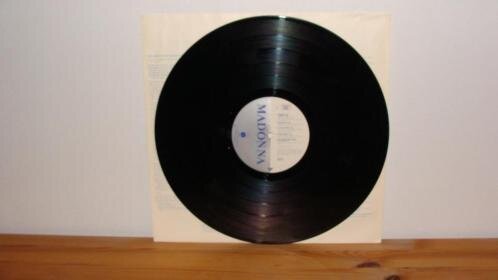 MADONNA - True blue uit 1986 Label : Sire 9 25442-1 - 1