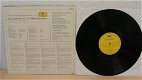 W.A.MOZART - Missa (solimnes) KV 139 Waisenhausmesse Label : Deutsche Grammophon 2530 777 - 1 - Thumbnail