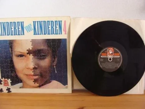 KINDEREN VOOR KINDEREN uit 1983 Label: VARAgram ES 159 - 0