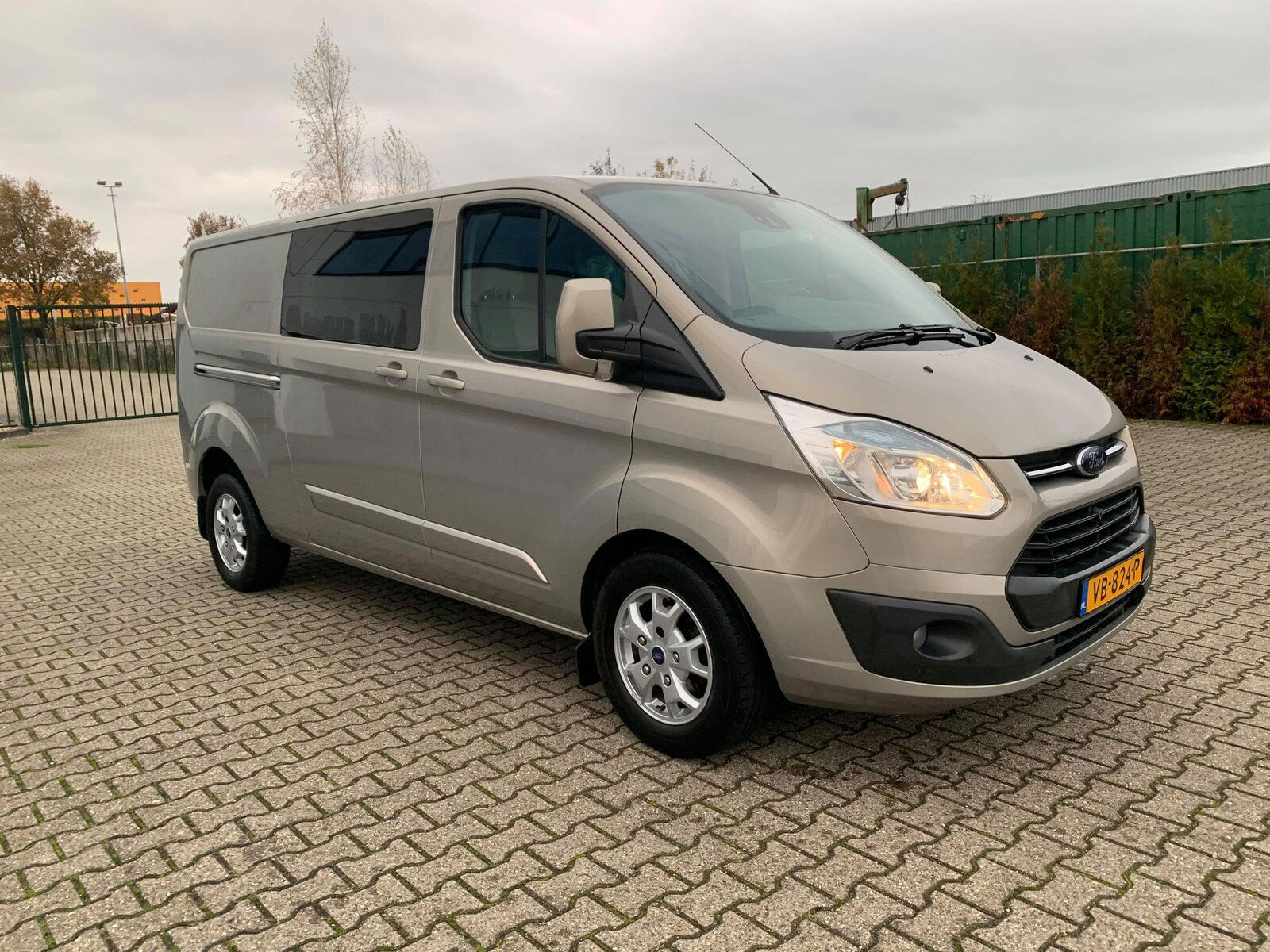 Ford Transit Custom 2.2 Tdci 92KW 2013 Beige DUB CAB! FULL OPTIE!! - Afbeelding 2