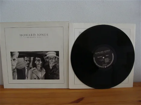 HOWARD JONES _ Human's lib uit 1984 Label : WEA 240335-1 Made in Germany - 0