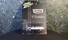 1959 Cadillac Hearse grijs 1:64 Johnny Lightning
