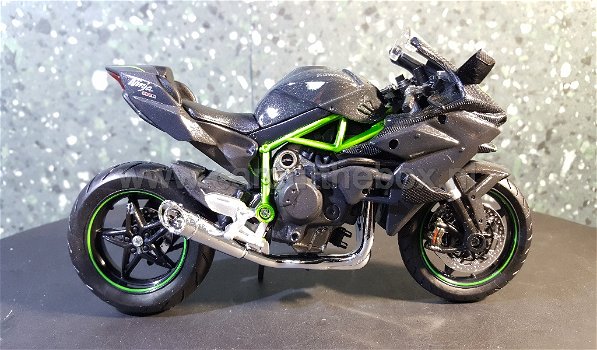 Kawasaki Ninja H2 R zwart 1:12 Maisto - 0