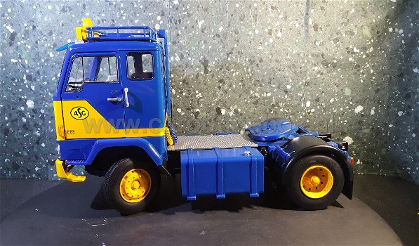 1965 Volvo f88 ASG 1:18 Road King - 0