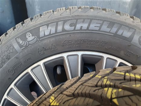 Winterbanden Michelin (4 stuks) 185/65 R15 88T (profiel 7mm) - 2