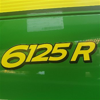 Tractor John Deere 6125R - 4