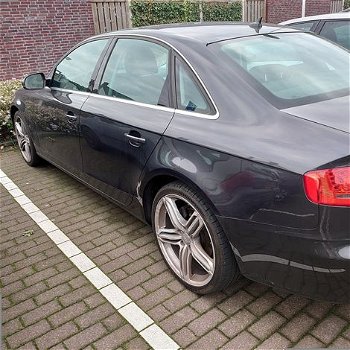 Audi A4 2010 - 6