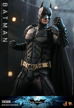 Hot Toys The Dark Knight Rises Batman DX19 - 3