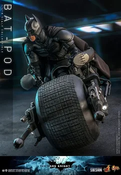 Hot Toys The Dark Knight Rises Bat-Pod MMS591 - 1