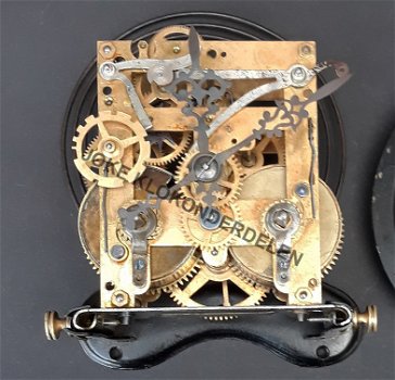 = Regulateur uurwerk = Kienzle =43777 - 1