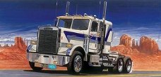 Italeri bouwpakket   Freightliner FLC Truck schaal 1:24
