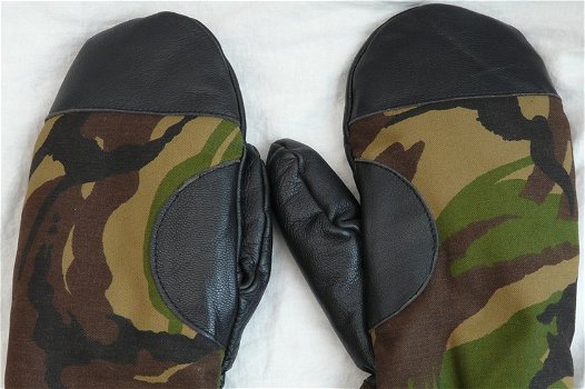 Handschoenen, Gevechts, Winter, Gevoerd, Woodland Camouflage, KL, maat: 8, 1991.(Nr.1) - 1
