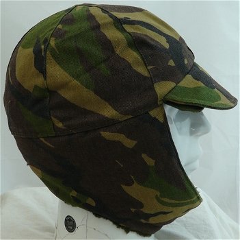 Pet / Muts, Veld, Bontgevoerd, Winter, Woodland Camouflage, Koninklijke Landmacht, maat 57, 1990.(1) - 4