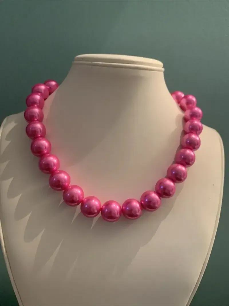 Felroze kralenketting - nr. 1