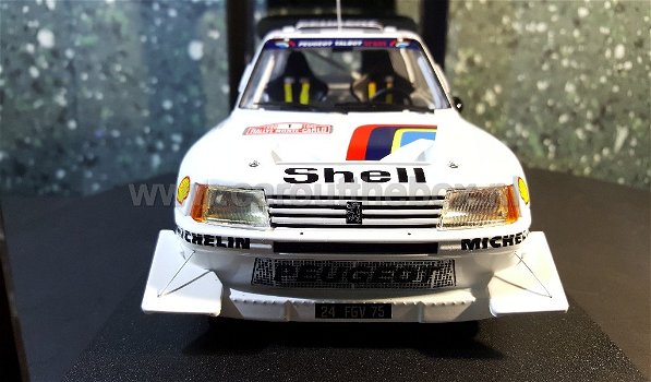 Peugeot 205 T16 E2 No 1 1:18 Ixo V406 - 2