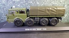Tatra 813 8x8 Kolos groen 1:43 Ixo