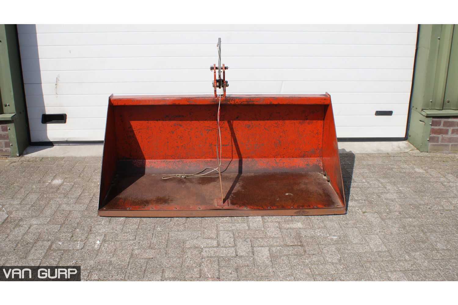 DIV151937 diversen Hekamp trekkerbakje 1.80meter van-gurp.nl Wijhe - nr. 1