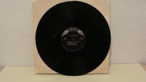 MAC DAVIS - sings uit 1975 Label : TRIP TLP-9502 - 3