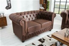 Bank Chesterfield 2-zits vintage bruin