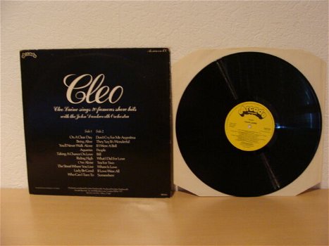 CLEO LAINE sings 20 famous show hits Label : Arcade ADE P 37 - 1